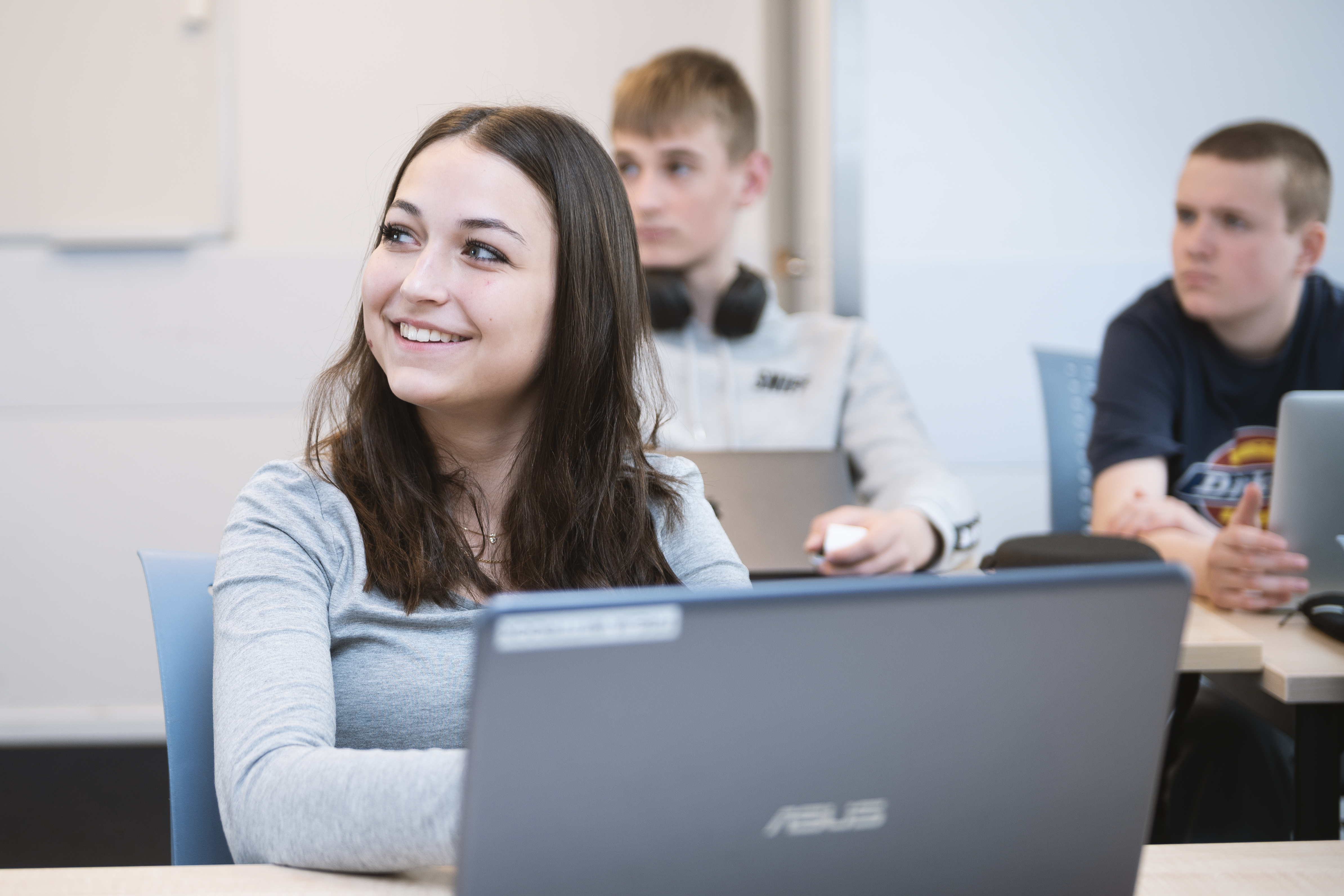 Sdr Felding Efterskole 9693